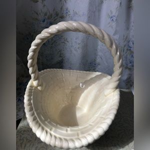 Ceramic glazed basket